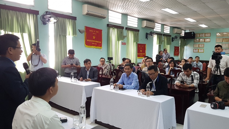 Họp báo vụ nữ sinh lớp 12 tử vong có sốt, khó thở - 3