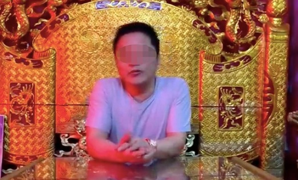Sở TTTT Hà Nội vào cuộc vụ Youtuber Thầy Long xúc phạm Đức Thánh Trần - 1 Sở TTTT Hà Nội vào cuộc vụ Youtuber Thầy Long xúc phạm Đức Thánh Trần - 1