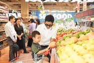 Doanh nghiệp bán lẻ Việt "cân" lại thị trường với khối ngoại
