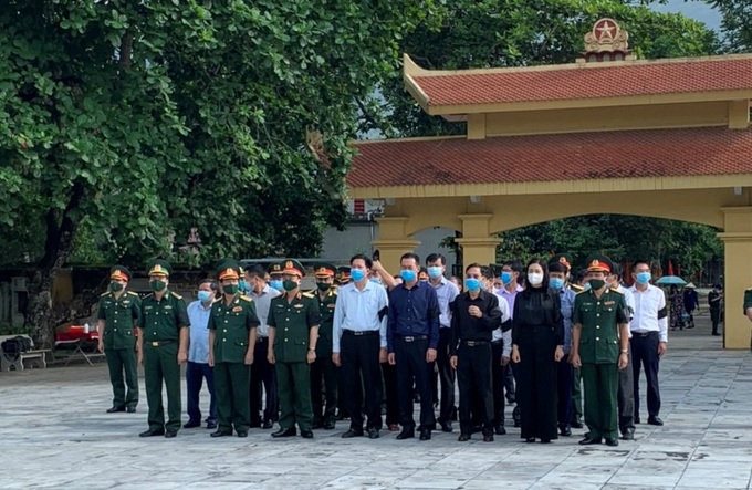 Thanh Hóa: Truy điệu, an táng 15 hài cốt liệt sĩ - Ảnh 2. Thanh Hóa: Truy điệu, an táng 15 hài cốt liệt sĩ - Ảnh 2.