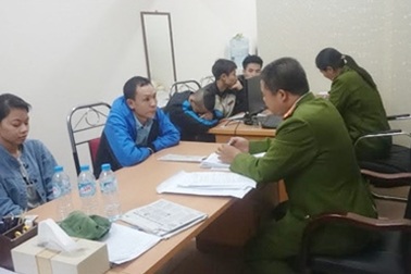 Phát hiện cả một công ty sản xuất nước khoáng Lavie giả ở Hà Nội