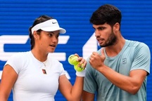 Alcaraz - Raducanu thua chóng vánh ở nội dung đôi nam nữ US Open 2025