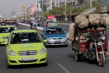 Các hãng xe sang mạnh tay giảm giá ở Trung Quốc 