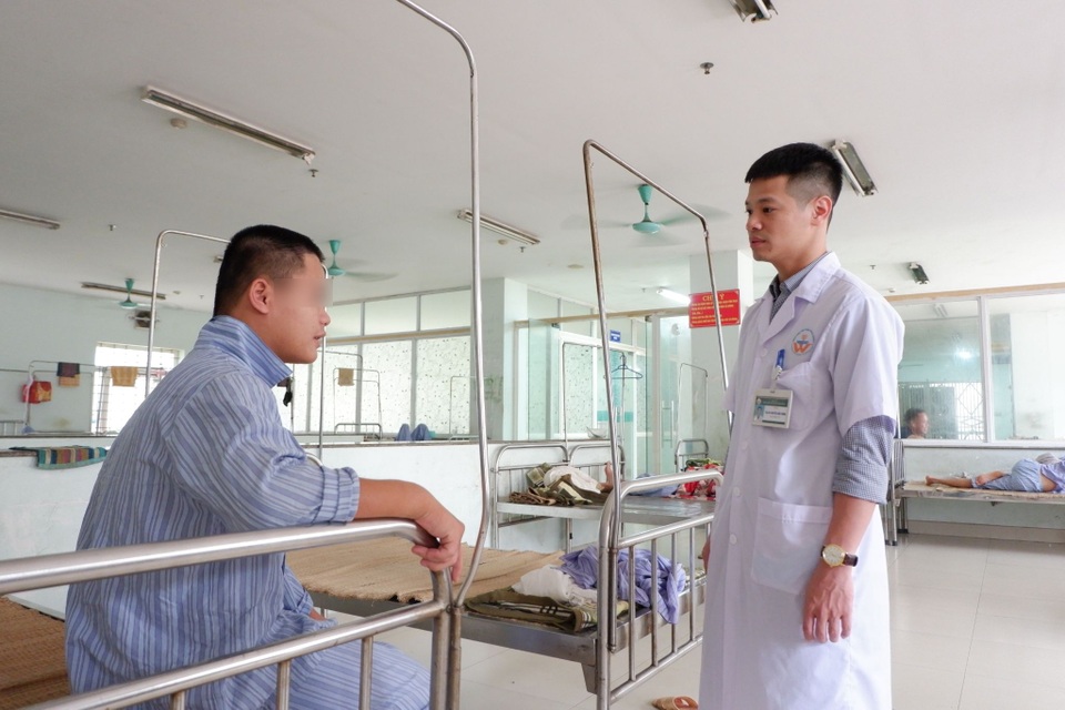 Bác sĩ khoa tâm thần kể những chuyến tuần tra ngăn bệnh nhân tự sát - 3 Bác sĩ khoa tâm thần kể những chuyến tuần tra ngăn bệnh nhân tự sát - 3