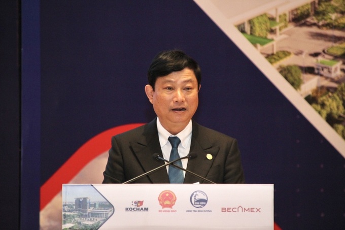 Ông Võ Văn Minh, Chủ tịch UBND tỉnh Bình Dương phát biểu tại sự kiện “Gặp gỡ Hàn Quốc – Meet Korea 2022”. 
