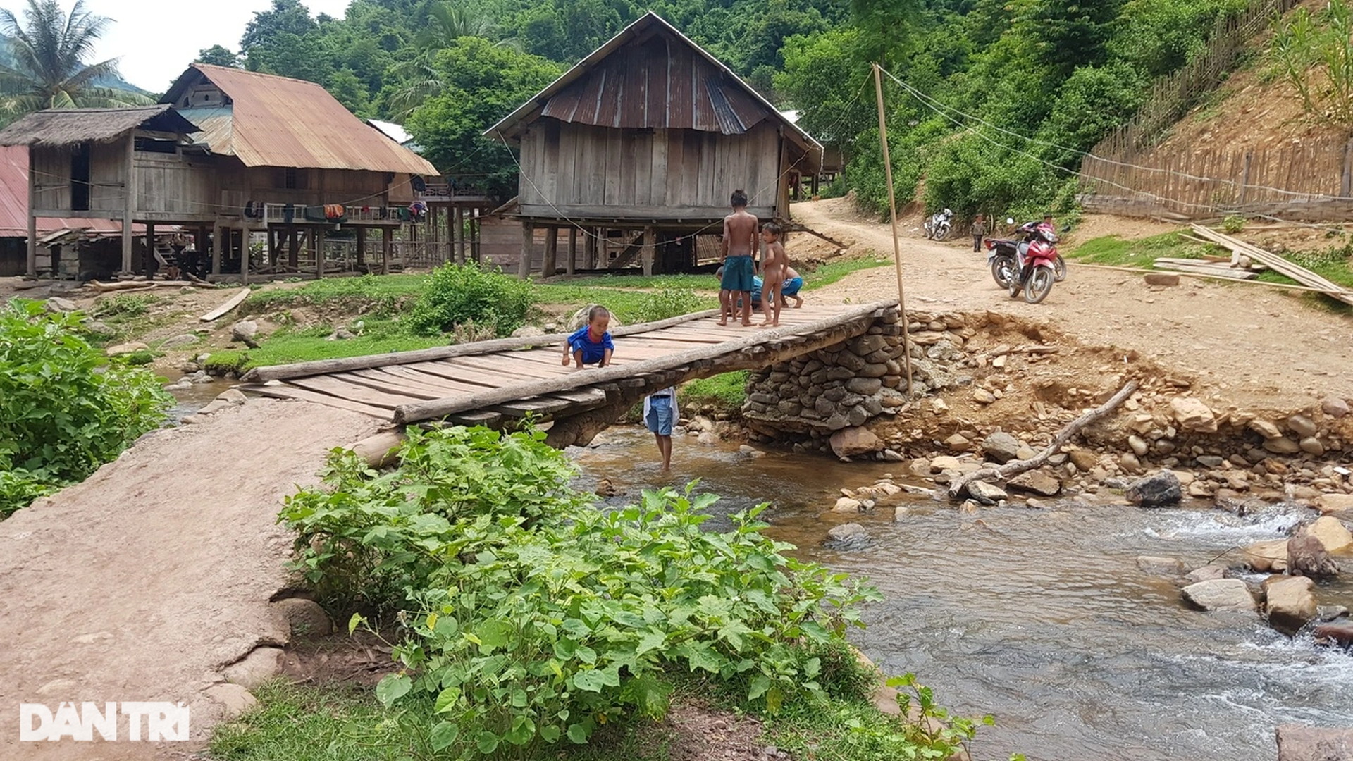 Những công trình Dân trí nơi biên giới xứ Nghệ - 4 Những công trình Dân trí nơi biên giới xứ Nghệ - 4
