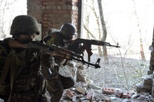 Ukraine nghi ngờ lệnh ngừng bắn, kêu gọi quốc tế tăng cường giám sát