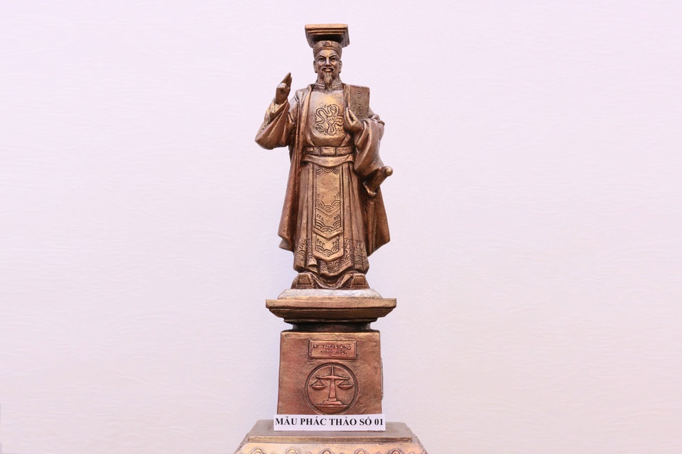 Ngành tòa án dựng tượng vua Lý Thái Tông làm biểu tượng công lý - 1 Ngành tòa án dựng tượng vua Lý Thái Tông làm biểu tượng công lý - 1