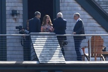 Bill Gates và vợ cũ lần đầu xuất hiện cùng nhau sau vụ ly hôn "bom tấn"