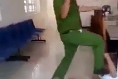 Chỉ đạo xử nghiêm vụ Trung tá Công an đạp người làm chứng dúi dụi