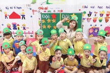 Giáo viên mầm non mừng vì được "tiếp sức" nhanh chóng, kịp thời