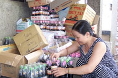 Công bố thêm 4 cơ sở có nước tương “đen”