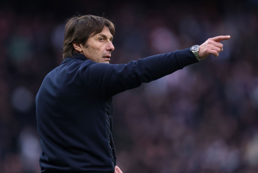 Tottenham quyết định sa thải HLV Conte - 1 Tottenham quyết định sa thải HLV Conte - 1