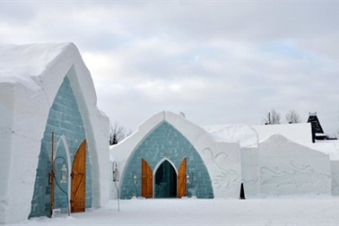 Khách sạn Băng Quebec sưởi ấm những con tim 