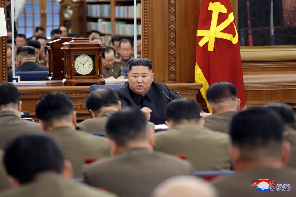 Ông Kim Jong-un chủ trì hội nghị quân sự giữa lúc căng thẳng với Mỹ - 1 Ông Kim Jong-un chủ trì hội nghị quân sự giữa lúc căng thẳng với Mỹ - 1