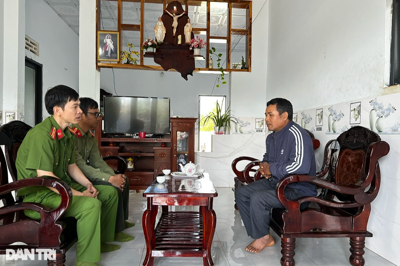 Buôn làng quyết tâm vực dậy sau những lầm lỗi - 7 Buôn làng quyết tâm vực dậy sau những lầm lỗi - 7
