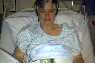 Âm nhạc làm dịu cơn đau khi giải phẫu?