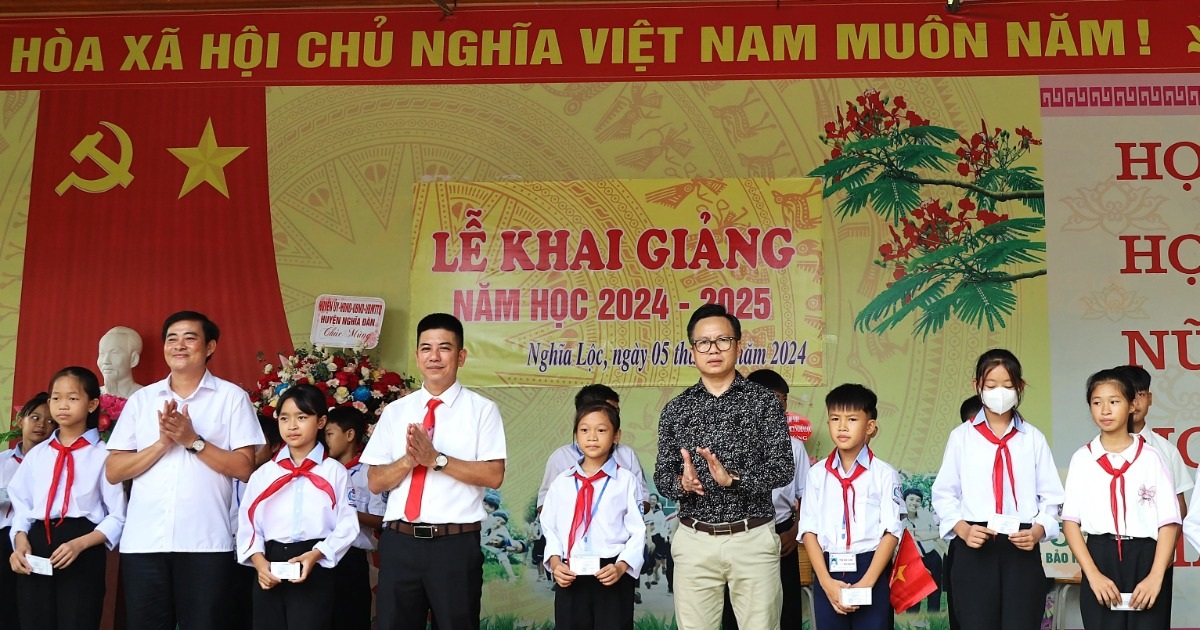 Lễ Khai giảng tại Trường Tiểu học và THCS Trường Xuân (Ảnh: Tiến Thành).