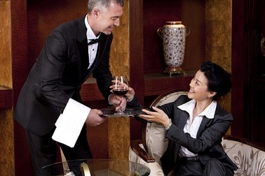 Giới nhà giàu Trung Quốc muốn có những quản gia đẳng cấp như phim