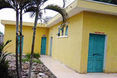 Xây nhà vệ sinh...200 triệu đồng!