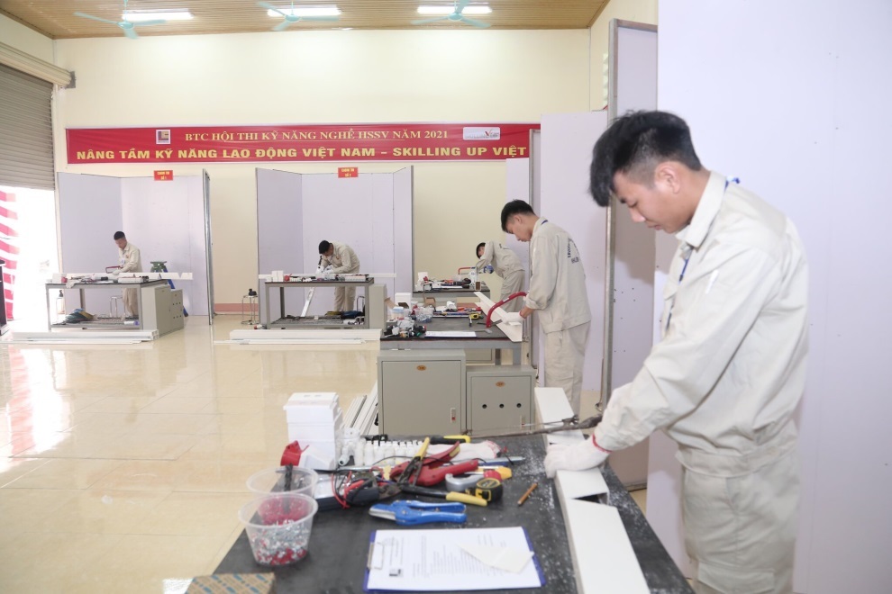Sôi động Hội thi Kỹ năng nghề học sinh, sinh viên năm 2021 - 11 Sôi động Hội thi Kỹ năng nghề học sinh, sinh viên năm 2021 - 11