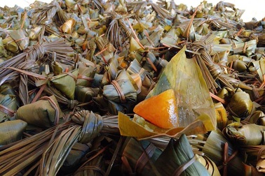 Nhộn nhịp chợ Tết mùng 5 ở Đà Nẵng