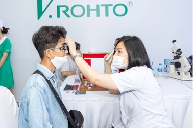 V.Rohto cùng hành trình 20 năm "Rạng ngời đôi mắt Việt"