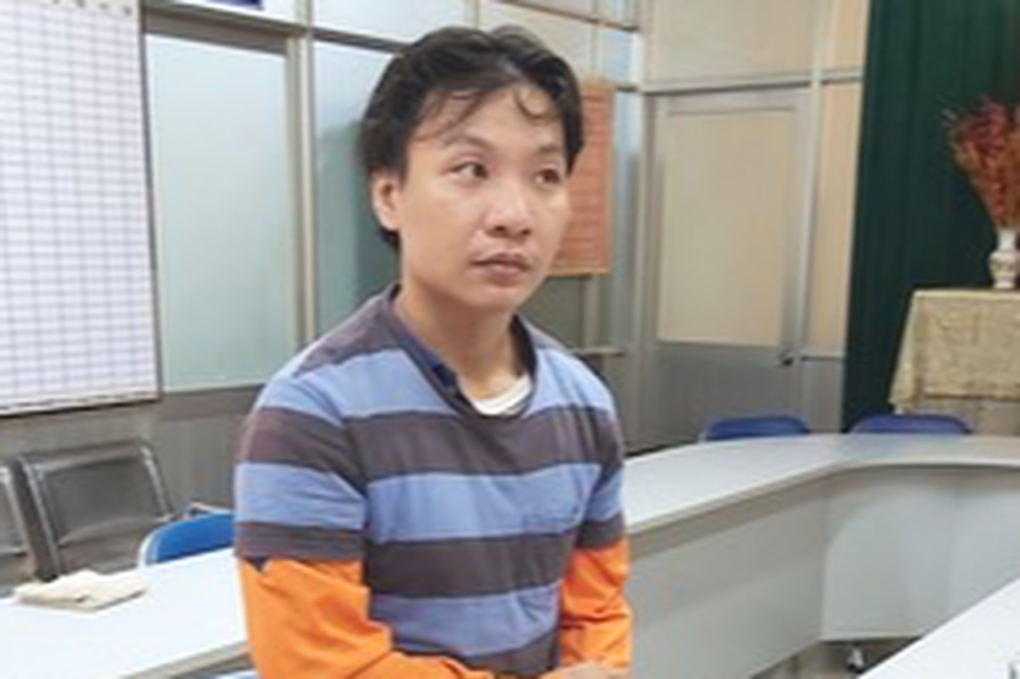 Bắt kẻ dùng súng giả cướp tài sản để có tiền đóng phí cai nghiện ma túy - 1 Bắt kẻ dùng súng giả cướp tài sản để có tiền đóng phí cai nghiện ma túy - 1