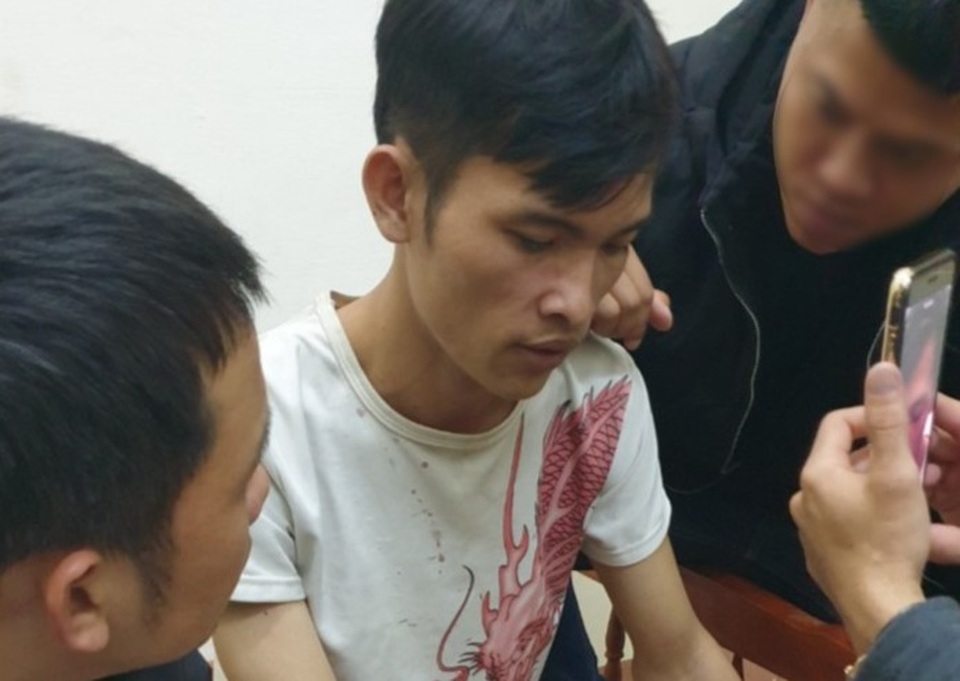 Bắt nghi phạm sát hại người lái xe ôm bằng 10 nhát dao - 2 Bắt nghi phạm sát hại người lái xe ôm bằng 10 nhát dao - 2