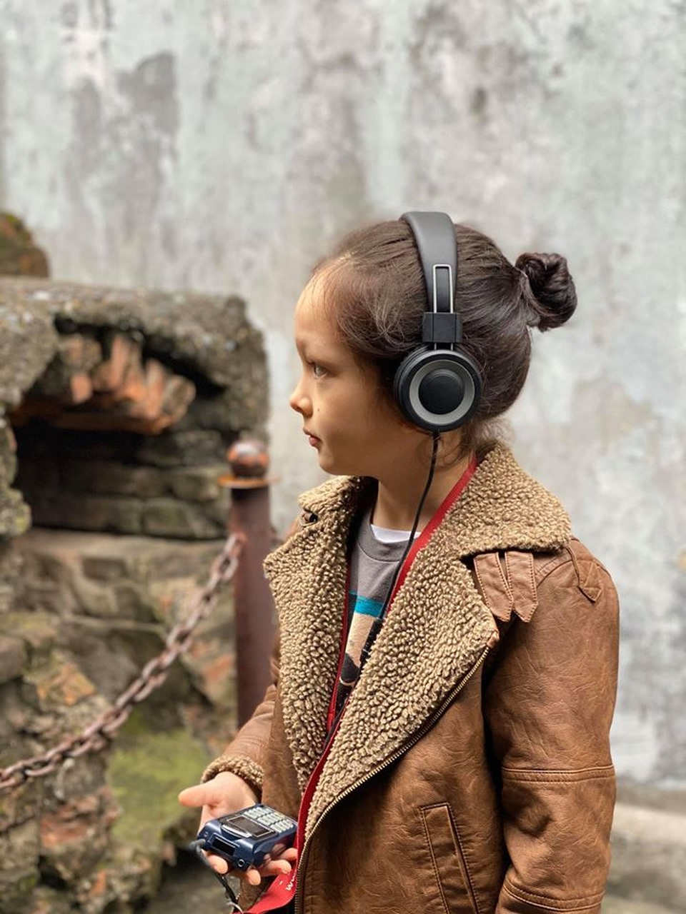 Diva Hồng Nhung xúc động mùa Noel hai con biết tự chăm nhau lúc mẹ bận - 9 Diva Hồng Nhung xúc động mùa Noel hai con biết tự chăm nhau lúc mẹ bận - 9