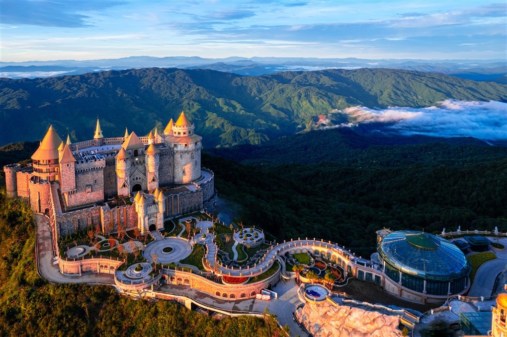 Ba công trình mới mang vẻ đẹp siêu thực tại Bà Nà Hills - 4 Ba công trình mới mang vẻ đẹp siêu thực tại Bà Nà Hills - 4