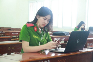 Những gương mặt “trai xinh gái đẹp” HV Cảnh sát thi Olympic Tiếng Anh sinh viên toàn quốc