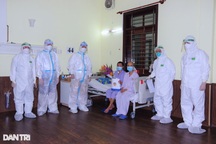 Chuyên gia: Bệnh viện và bác sĩ phải tôn trọng nhân phẩm của bệnh nhân