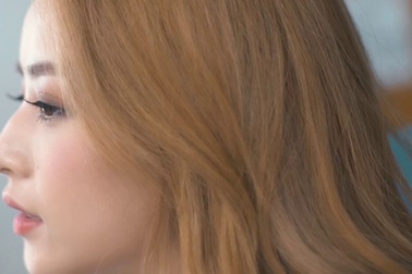 Chi Pu hướng về biển đảo Tổ quốc