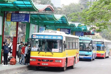 Lý do nhiều người Hà Nội lựa chọn sử dụng phương tiện công cộng