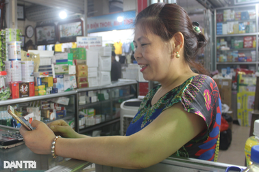 Đi chợ không cần tiền mặt