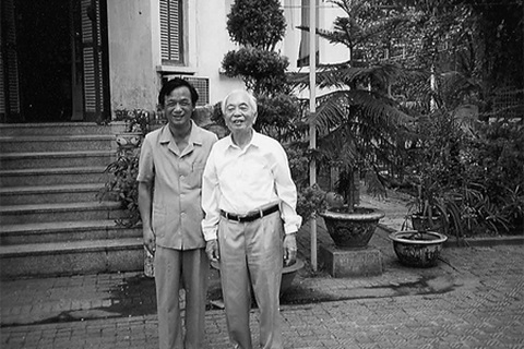 Đại tướng Võ Nguyên Giáp chăm lo xây dựng đội ngũ trí thức