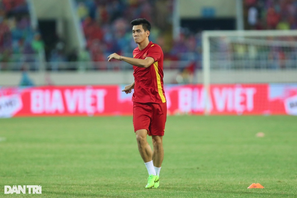 Tiến Linh: Quang Hải sẽ tỏa sáng ở trận đấu với Myanmar - 1