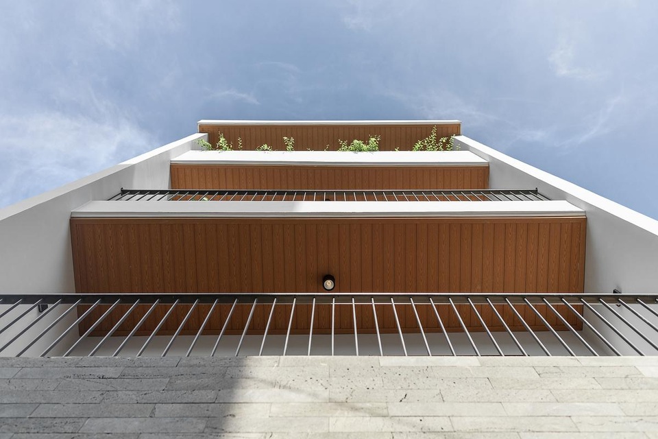 Nhà trong hẻm “lột xác” thành không gian sống “vạn người mê” ở Sài Gòn - 15