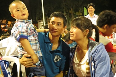Gia đình công nhân nuôi 2 con chỉ còn 400.000 đồng/tháng tiền tích luỹ
