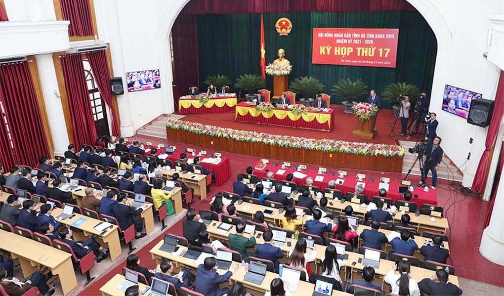 Bí thư Hà Tĩnh có số phiếu tín nhiệm cao tuyệt đối - 2 Bí thư Hà Tĩnh có số phiếu tín nhiệm cao tuyệt đối - 2