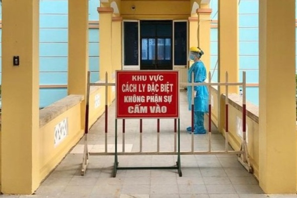 Một cán bộ tỉnh Quảng Ngãi là F1, nhiều lãnh đạo chủ chốt phải cách ly - 1 Một cán bộ tỉnh Quảng Ngãi là F1, nhiều lãnh đạo chủ chốt phải cách ly - 1