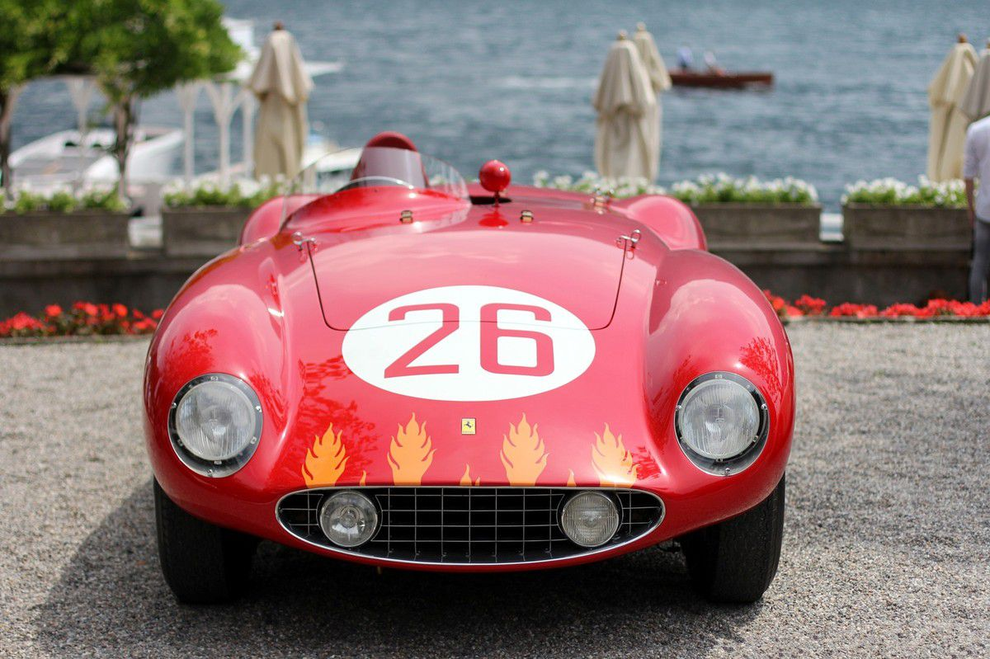 Những xe cổ siêu hiếm trên thế giới, đủ mua cả bộ sưu tập Rolls-Royce 2021 - 9 Những xe cổ siêu hiếm trên thế giới, đủ mua cả bộ sưu tập Rolls-Royce 2021 - 9