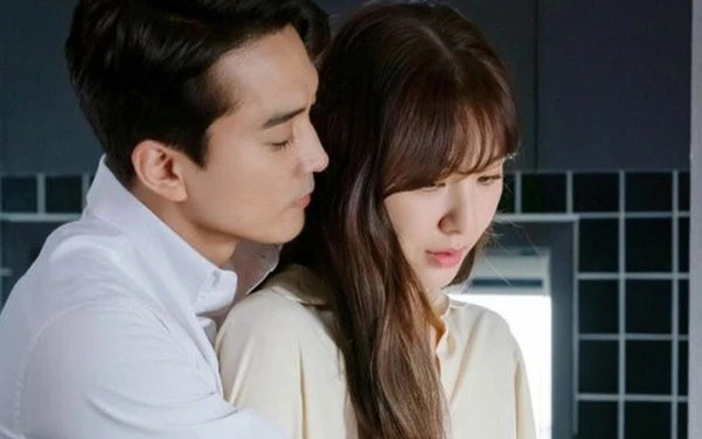 Tôi rất yêu vợ nhưng lại trót rung động mạnh với nữ nhân viên của mình - 1 Tôi rất yêu vợ nhưng lại trót rung động mạnh với nữ nhân viên của mình - 1