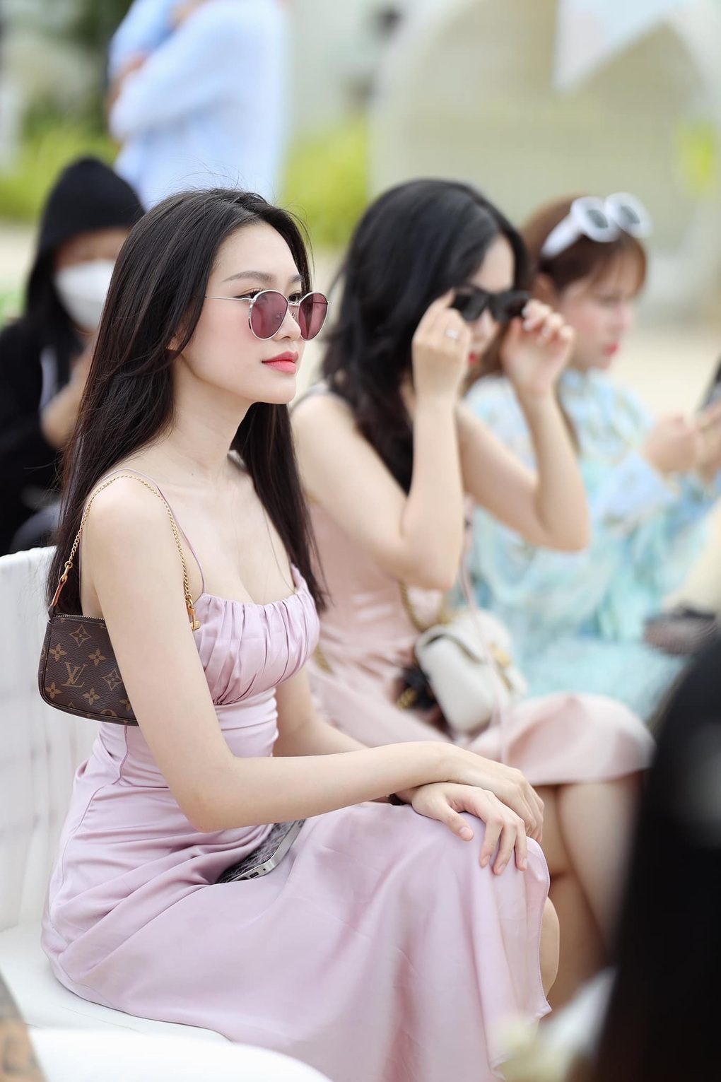 Vóc dáng thật của bạn gái Đoàn Văn Hậu, ngoài đời có như ảnh trên mạng? - 14 Vóc dáng thật của bạn gái Đoàn Văn Hậu, ngoài đời có như ảnh trên mạng? - 14