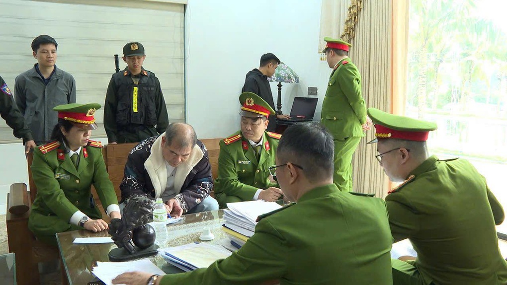 Bắt giam Tuấn Trắng, chủ trạm dừng nghỉ Ngọc Anh ở Phú Thọ - 1 Bắt giam Tuấn Trắng, chủ trạm dừng nghỉ Ngọc Anh ở Phú Thọ - 1