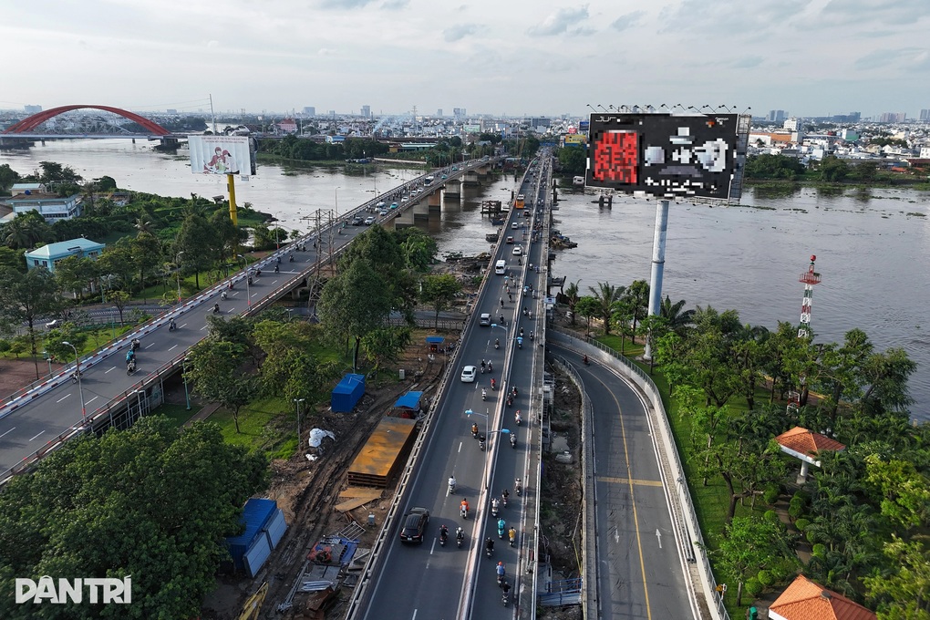 TPHCM lùi thời điểm cấm ô tô qua cầu Bình Triệu 1 đến 26/8 - 1 TPHCM lùi thời điểm cấm ô tô qua cầu Bình Triệu 1 đến 26/8 - 1