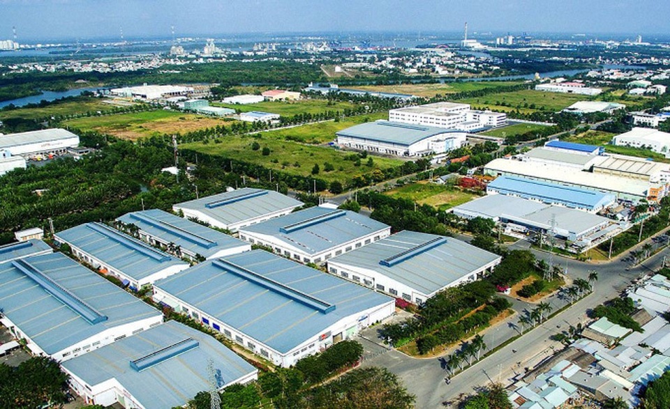 Giá thuê bất động sản công nghiệp TP.HCM tăng chưa từng thấy - 1 Giá thuê bất động sản công nghiệp TP.HCM tăng chưa từng thấy - 1
