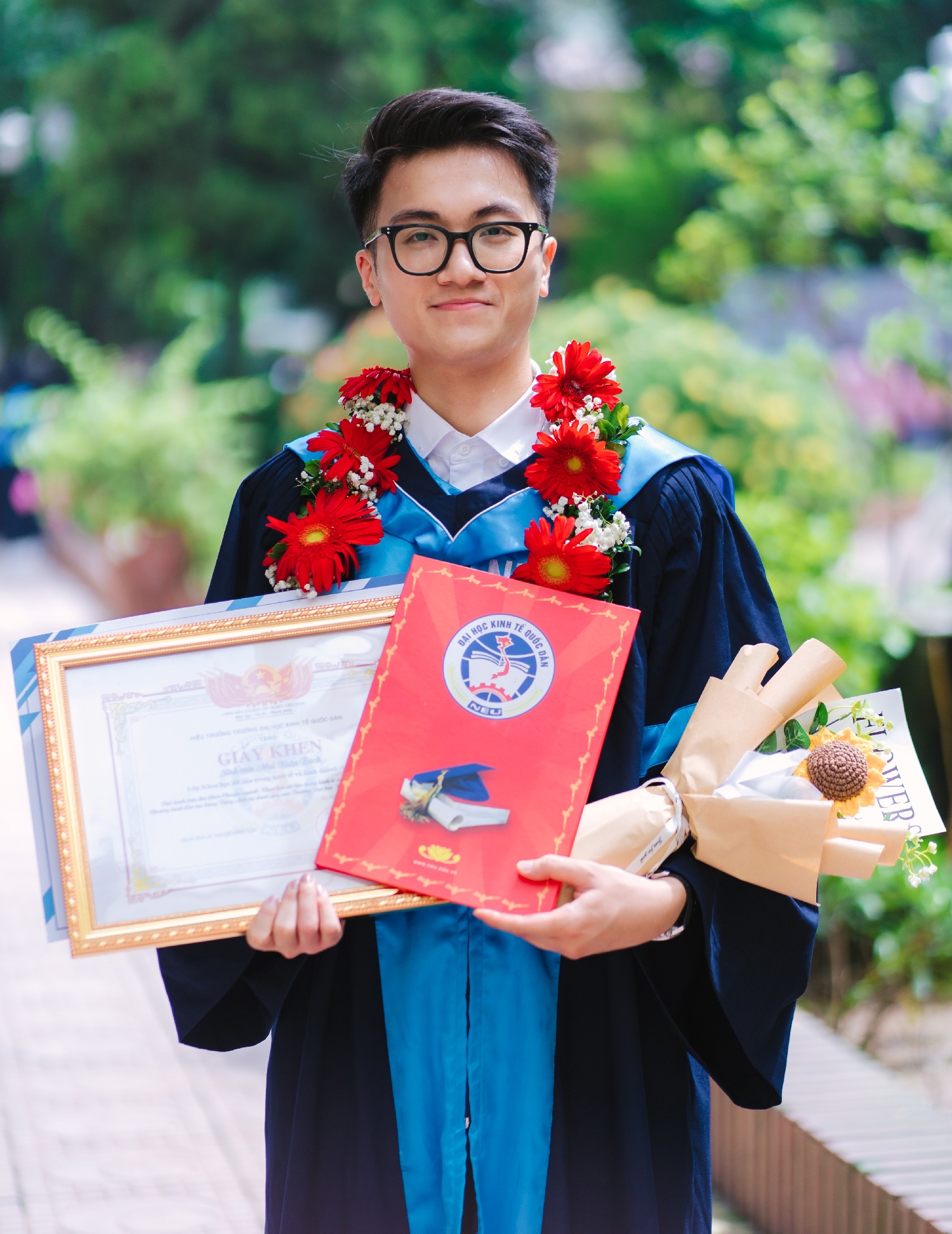 Ngày Tết của thủ khoa tốt nghiệp: Niềm vui và trăn trở trước hành trình mới - 1 Ngày Tết của thủ khoa tốt nghiệp: Niềm vui và trăn trở trước hành trình mới - 1