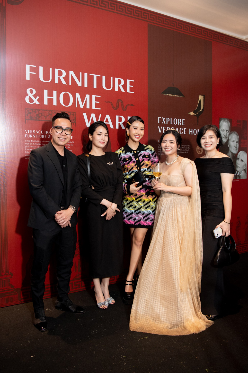 Hùng Túy ra mắt bộ sưu tập mới nhất của Versace Home tại Việt Nam - 3